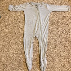 Kyte footed onesie 6-12 months